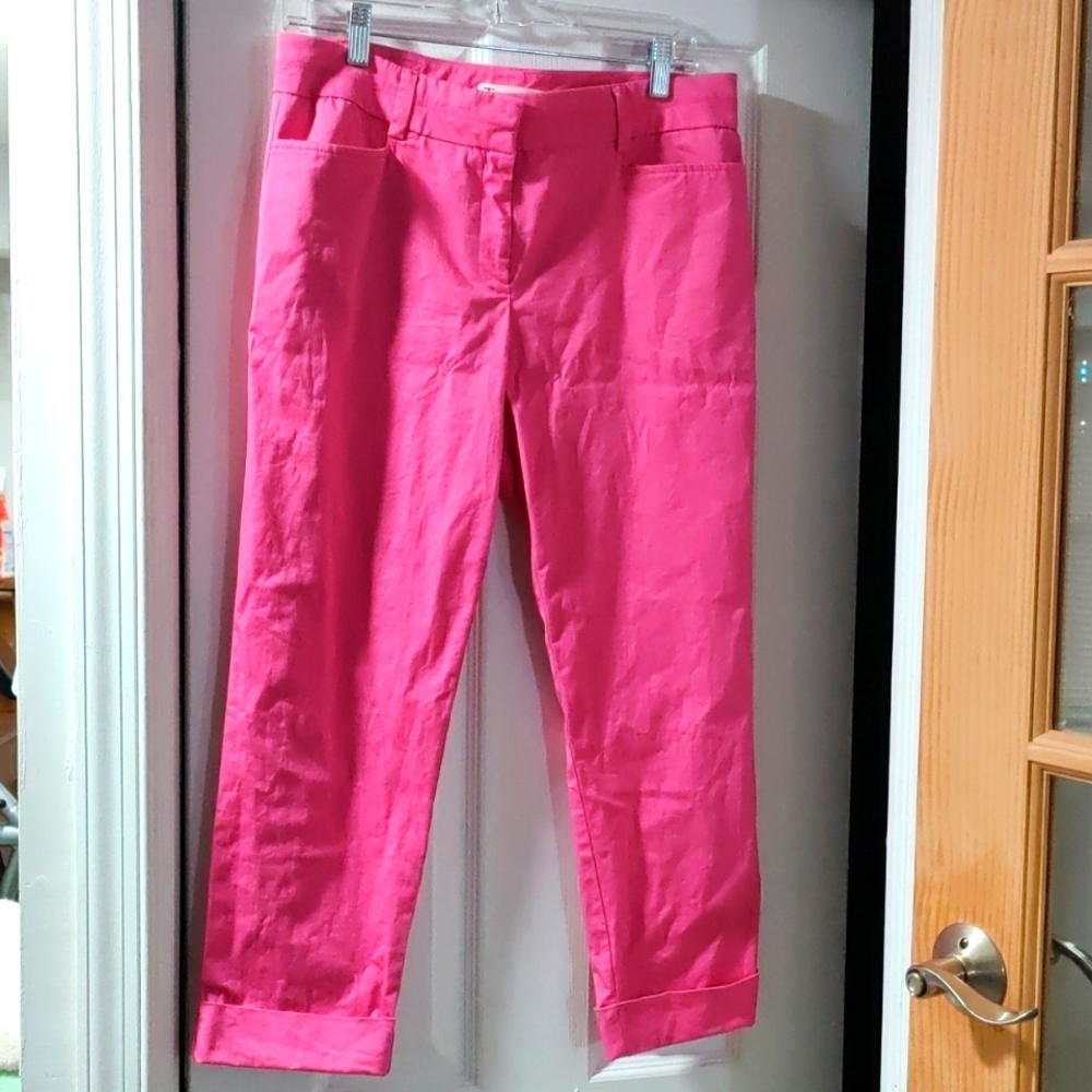 NY&C 7th Avenue design studio pink Capri pants, pockets, size 8.